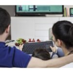 Logitech K400 Plus Wireless Keyboard with Touchpad - Image 3